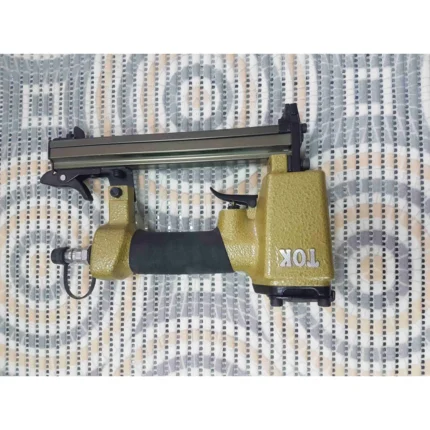 օդի ստեպլեռ Tok