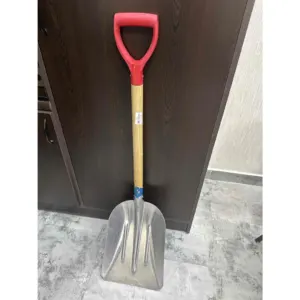բահ մետաղ․ գոգավոր պոչ+բռնակ 06743
