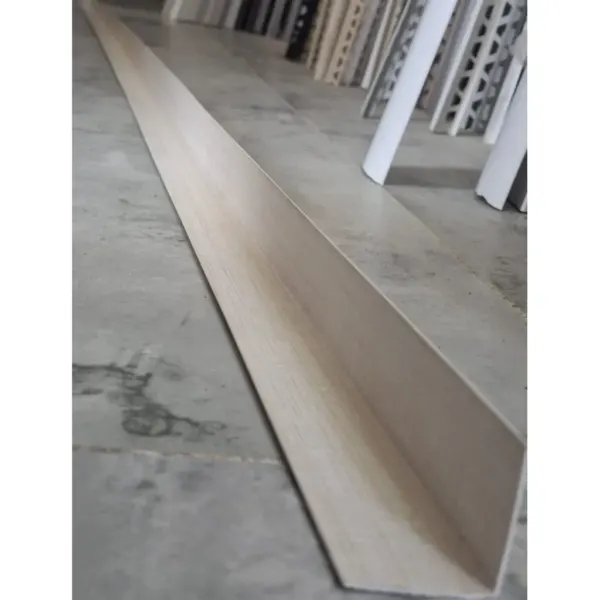 պատի անկյուն 30*30 2.7մ տռենդ բեժ 034 — Ապրանքի նկար 1